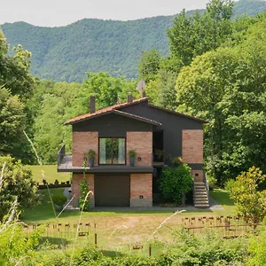 Can Baseia - amb jardí i accés privat a La Fageda Santa Pau